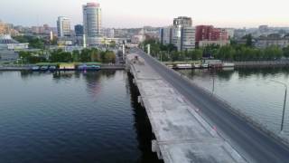 Картинка: ремонт нового моста (6 мая 2017)