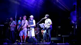 Картинка: ремонт воды  12. 5 женщин (live 18.05.13)